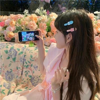 黑色树海